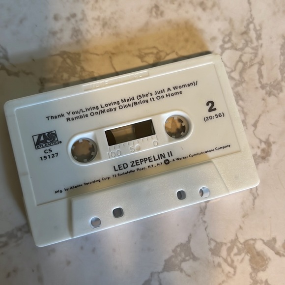 Led Zeppelin cassette tapes lot of 2 vintage tapes - Picture 10 of 16